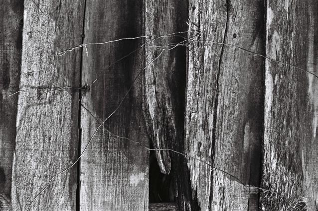 Les planches et le fil de fer